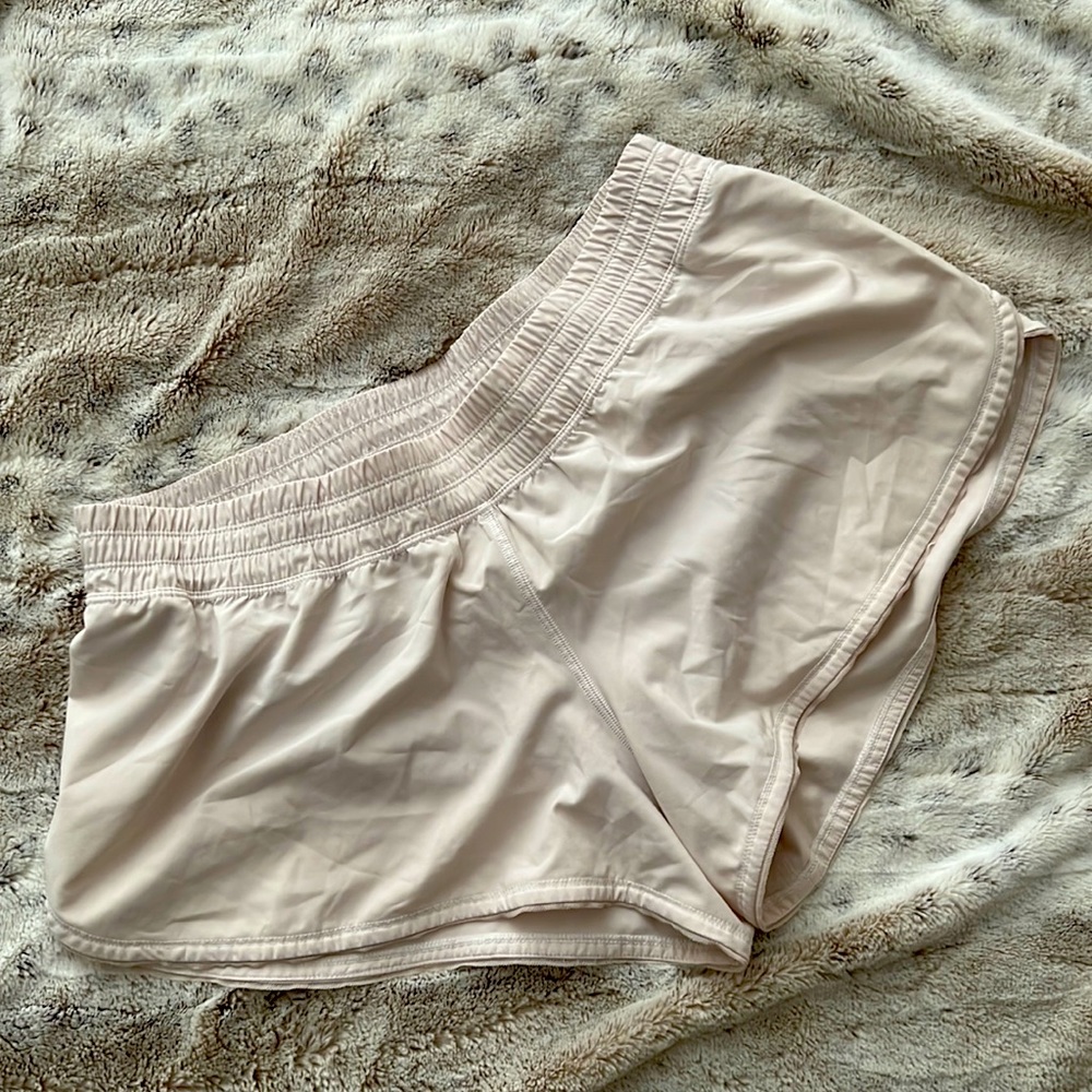 Lululemon Seek The Heat Short II (2.5")